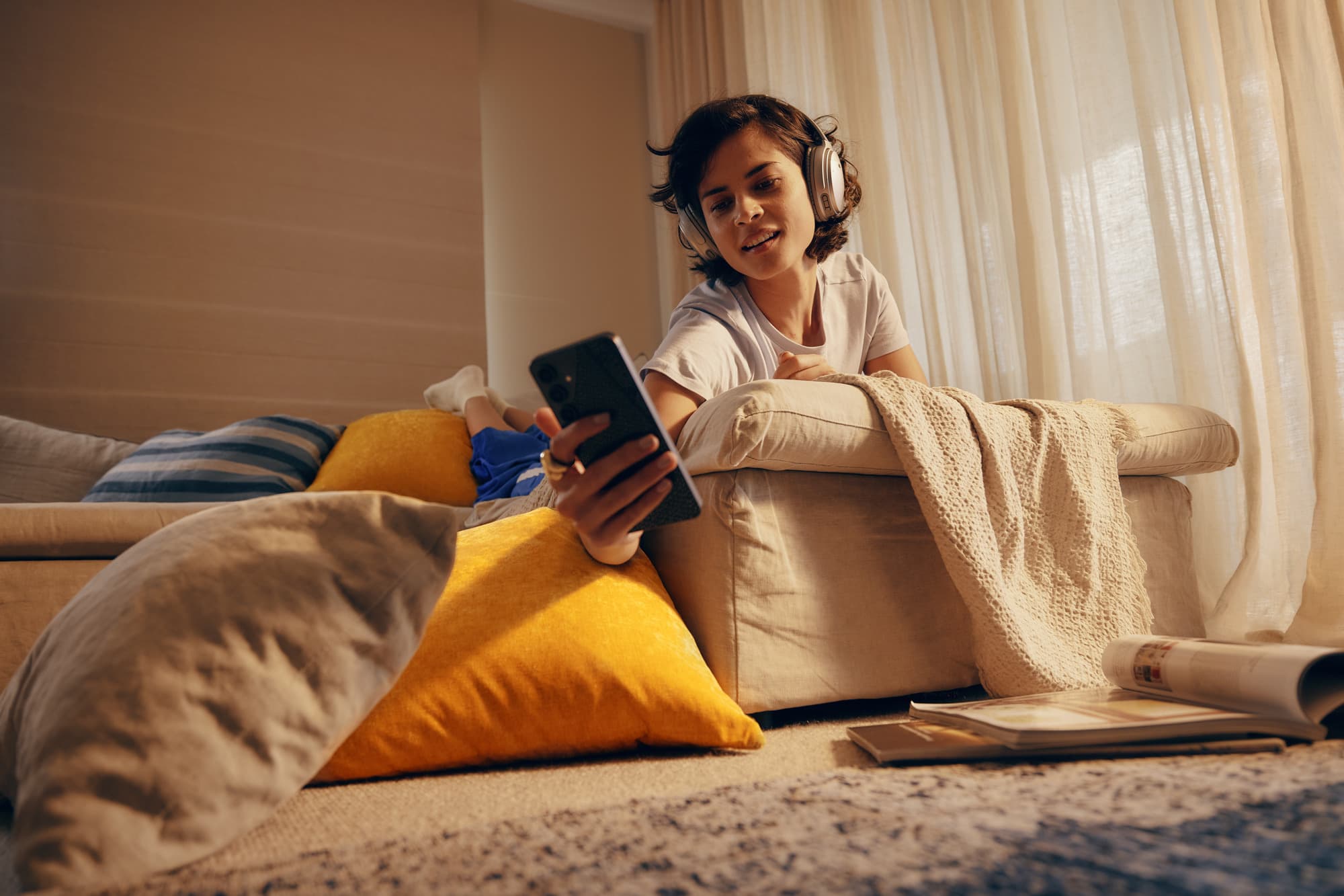 MOBILE BROADBAND MUSIC