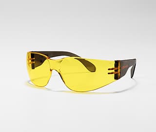 Safety glasses 320 w x 272