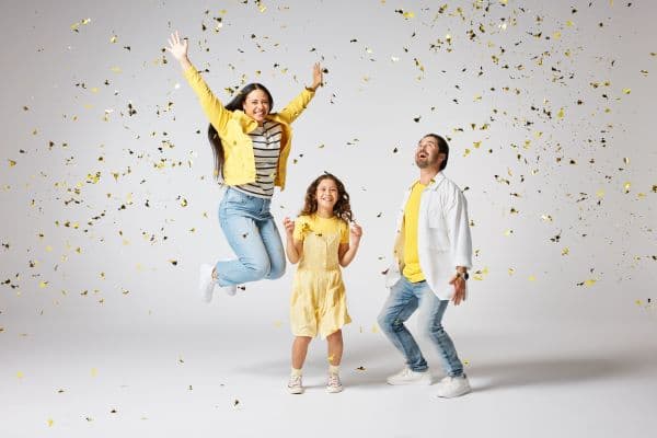 Studio life family celebration confetti resized