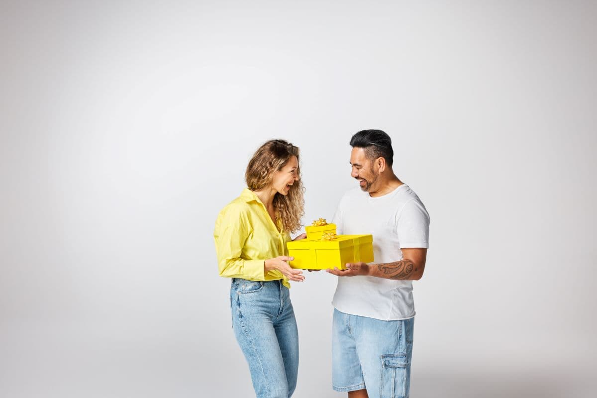 Studio life man woman with gifts resized