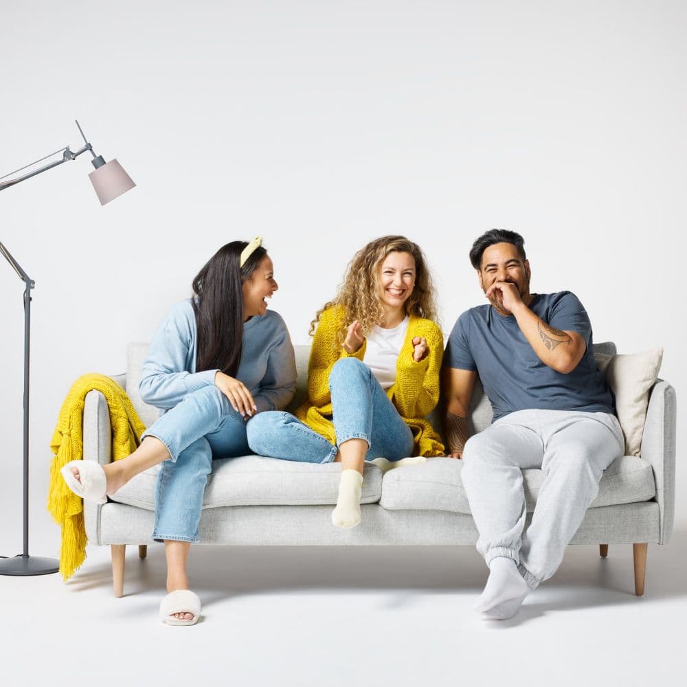 Studio home friends 1000x1000