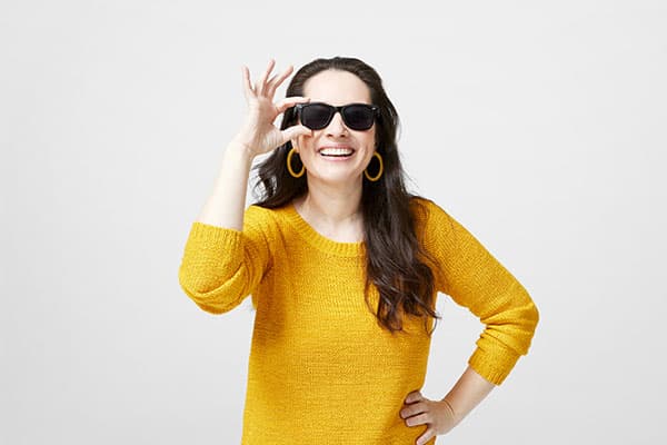 Women wearing sunnies.