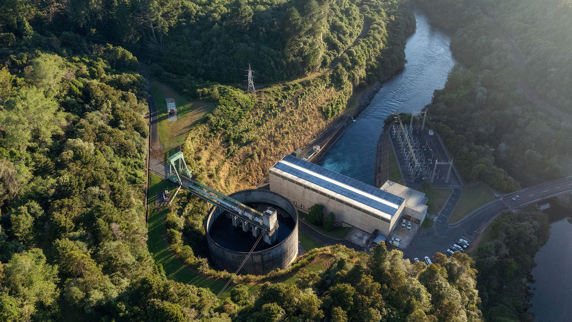 Aratiatia power station desktop hero