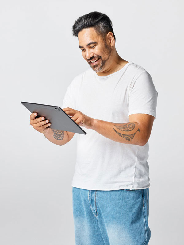 Studio life man casual with tablet lo res 600x1080